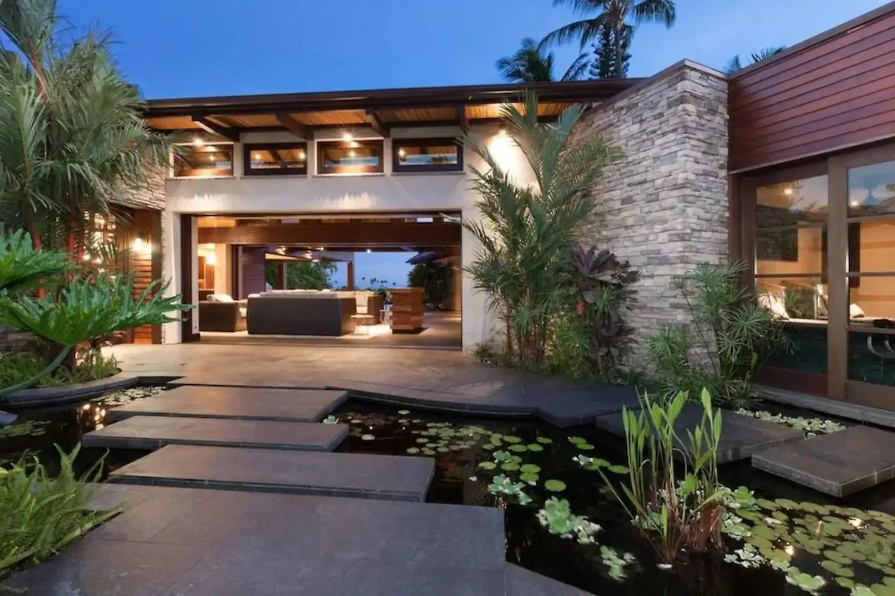 Stunning Ocean View Villa With Concierge Services Waikoloa United States